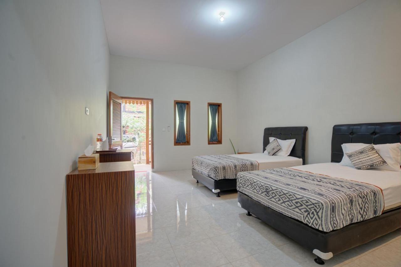 Bata Merah Homestay Banyuwangi  Kültér fotó