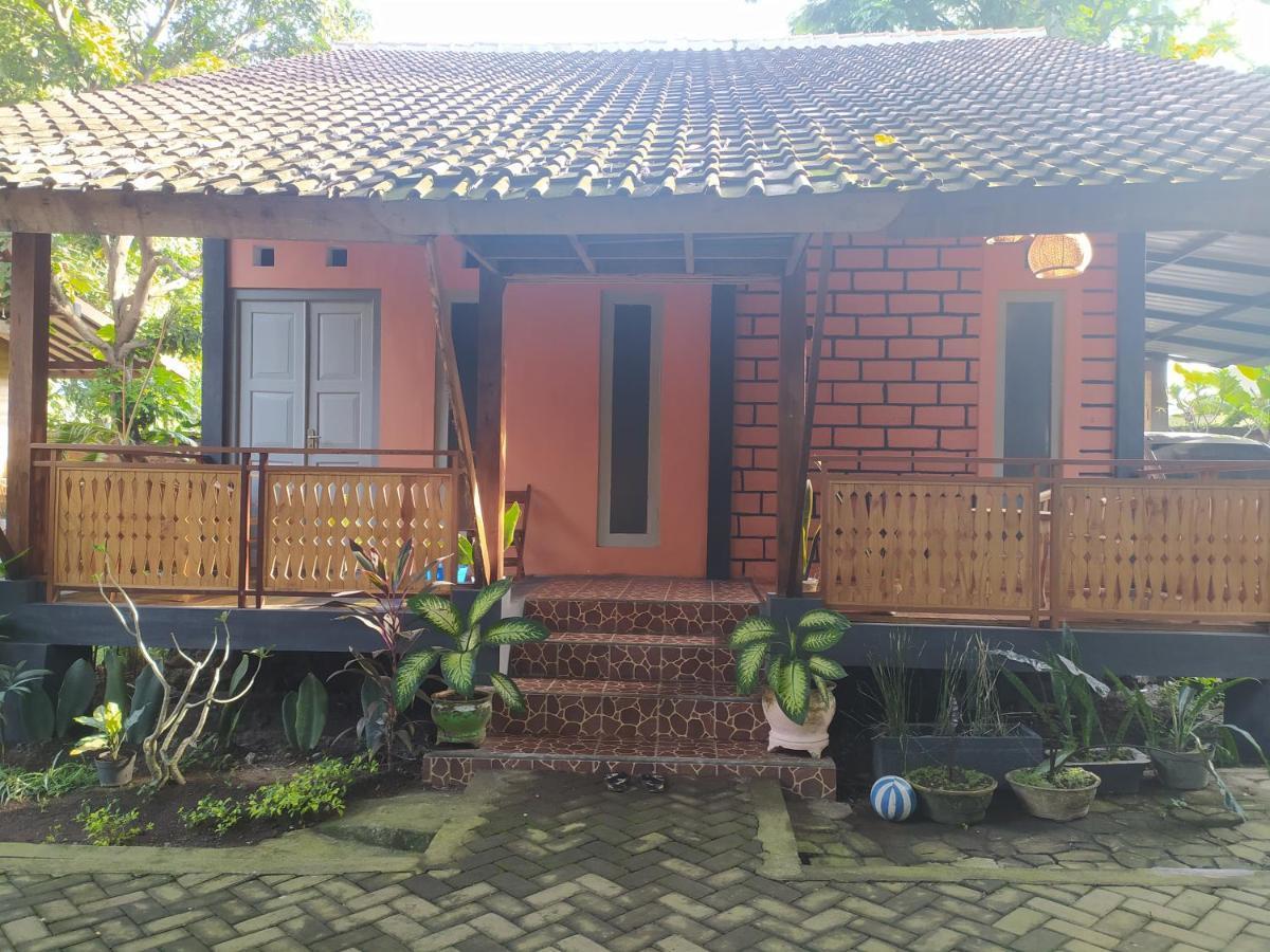 Bata Merah Homestay Banyuwangi  Kültér fotó
